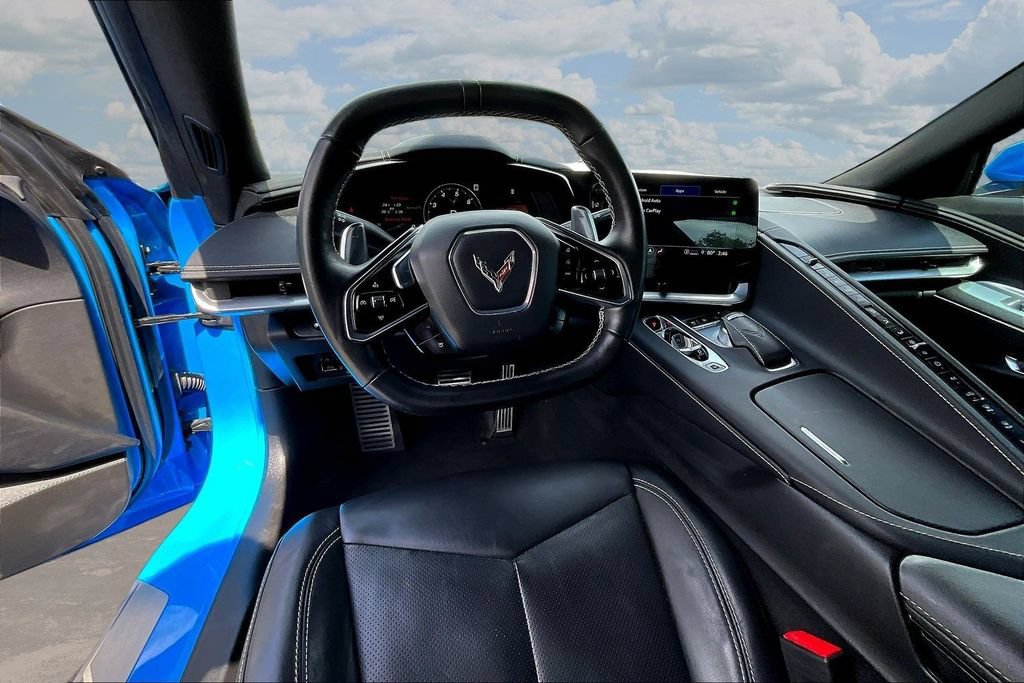 Used 2022 Chevrolet Corvette Stingray Preferred Cpe w/ Z51 Performance Package RWD image 8