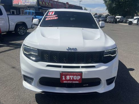 Used 2017 Jeep Grand Cherokee SRT AWD/4WD image 2