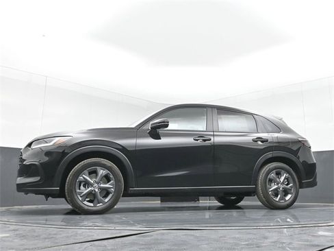 New 2026 Honda HR-V LX image 41