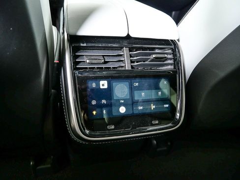 Used 2024 Rivian R1S Adventure image 17