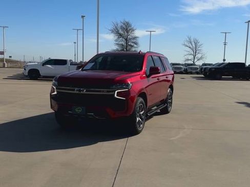 Used 2022 Chevrolet Tahoe Z71 w/ Luxury Package image 4