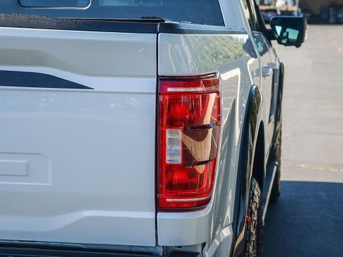 Used 2022 Ford F150 XLT w/ Equipment Group 302A High image 8