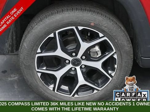 Used 2025 Jeep Compass Limited AWD/4WD image 40