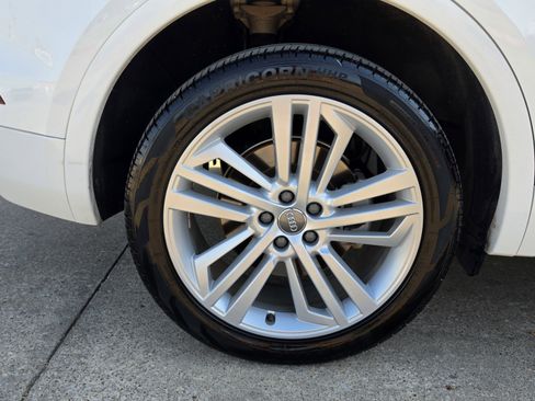 Used 2019 Audi Q5 2.0T Premium Plus w/ Premium Plus Package image 15