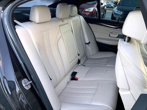 Used 2017 BMW 540i image 20