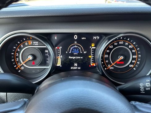 Certified 2021 Jeep Wrangler Unlimited Sport AWD/4WD image 32