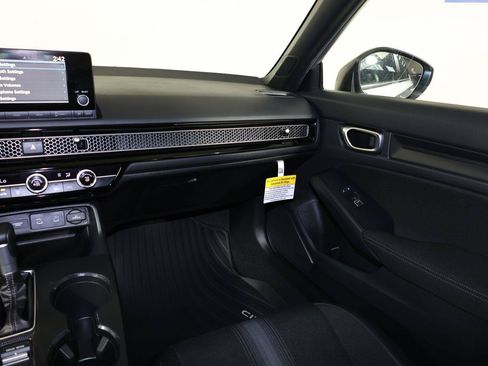 Certified 2026 Honda Civic Sport image 9