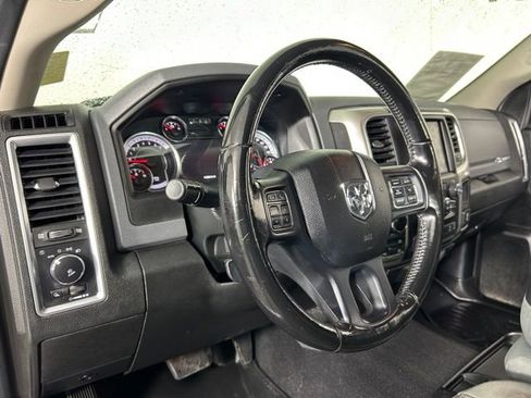 Used 2019 RAM 1500 Big Horn AWD/4WD image 16