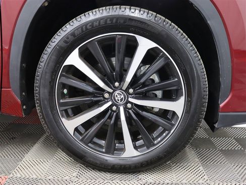 Used 2022 Toyota Highlander XSE image 38