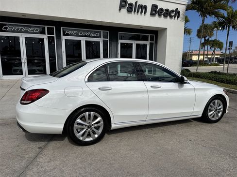 Used 2019 Mercedes-Benz C 300 Sedan image 5