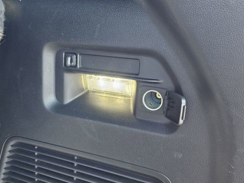 Used 2025 Ford Explorer ST-Line image 30