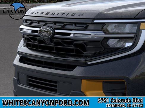 New 2026 Ford Expedition Tremor image 17
