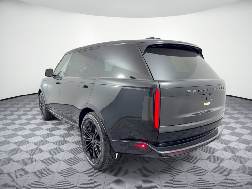 New 2027 Land Rover Range Rover Long Wheelbase SE AWD/4WD image 3