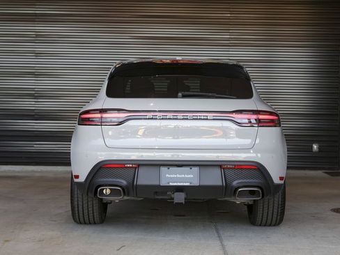 New 2025 Porsche Macan AWD/4WD image 6