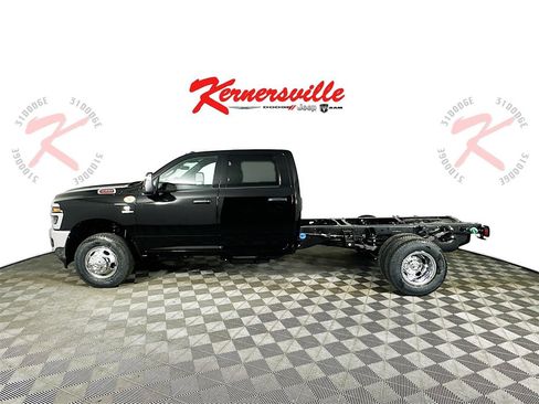 New 2026 RAM 3500 Tradesman image 4