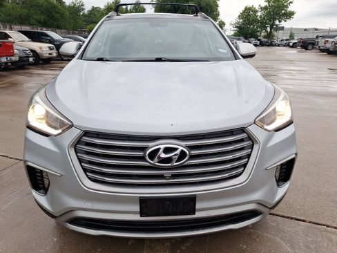 Used 2017 Hyundai Santa Fe FWD image 9