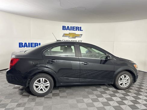 Used 2015 Chevrolet Sonic LT image 6