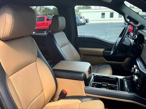 Used 2024 Ford F250 Lariat w/ Chrome Package image 8