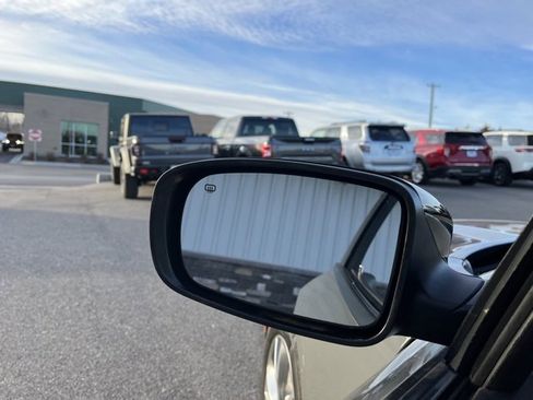 Used 2023 Dodge Charger SXT w/ Cold Weather Package image 27