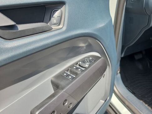 Used 2024 Ford Maverick Lariat w/ Black Appearance Package FWD image 17