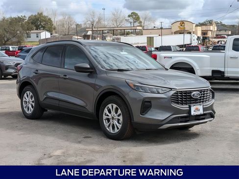 New 2025 Ford Escape Active w/ Cold Weather Package image 4