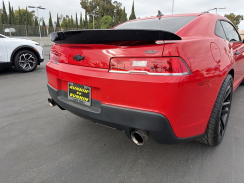 Used 2015 Chevrolet Camaro SS RWD image 37