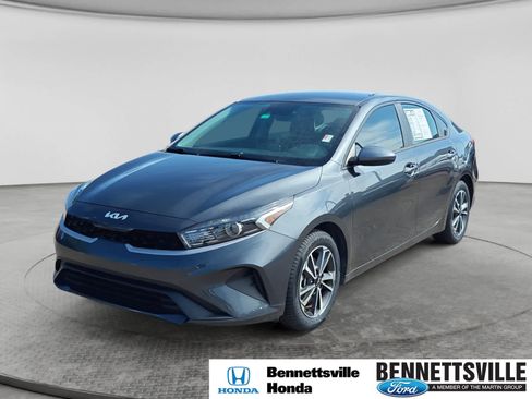 Used 2024 Kia Forte LXS FWD image 1