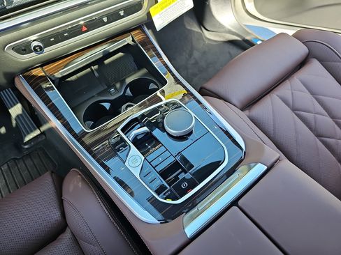 New 2026 BMW X5 sDrive40i image 25