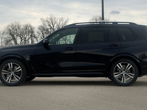 New 2026 BMW X7 xDrive40i w/ M Sport Package image 3