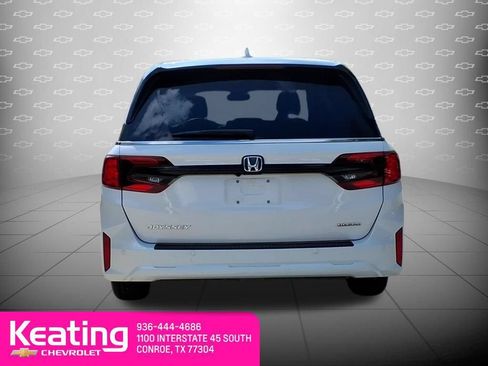 Used 2025 Honda Odyssey Touring image 7