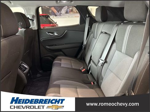 Used 2024 Chevrolet Blazer LT w/ Convenience Package FWD image 12