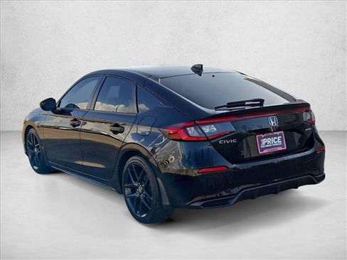 Used 2025 Honda Civic Sport image 8