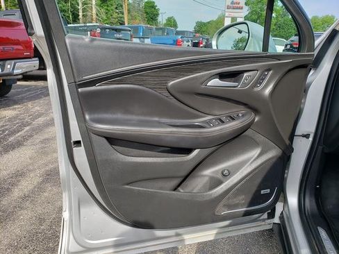 Used 2017 Buick Envision Premium AWD/4WD image 13