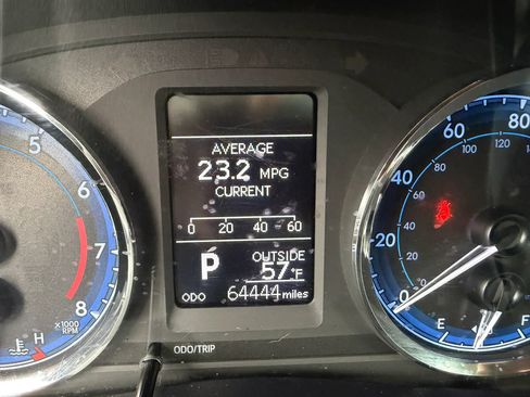 Used 2019 Toyota Corolla LE FWD image 17