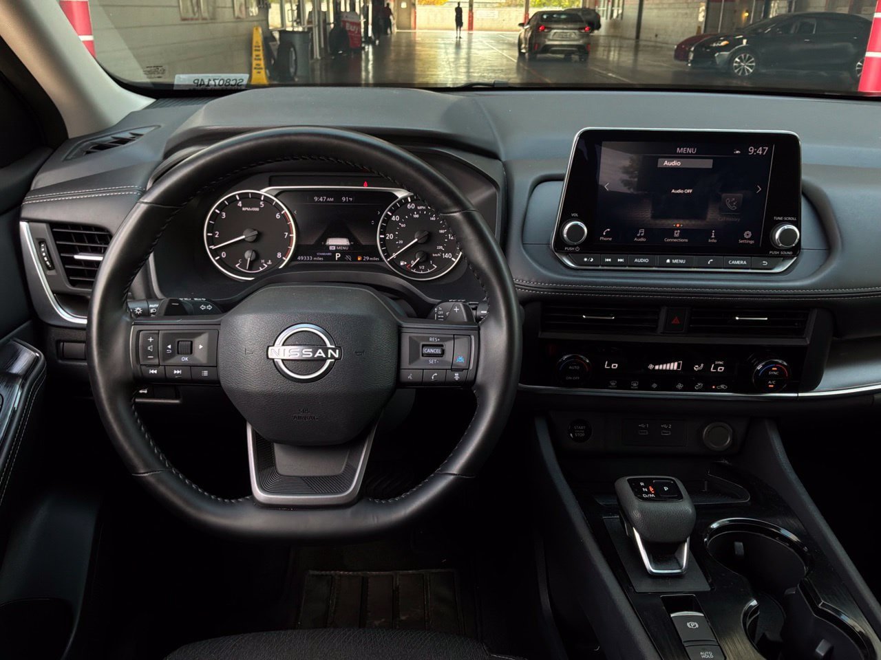 Used 2025 Nissan Rogue SV FWD image 14