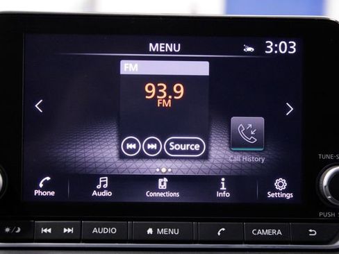 Used 2023 Nissan Rogue SV image 28