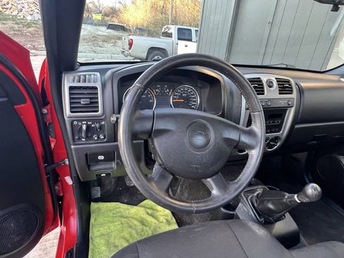 Used 2010 Chevrolet Colorado W/T image 17