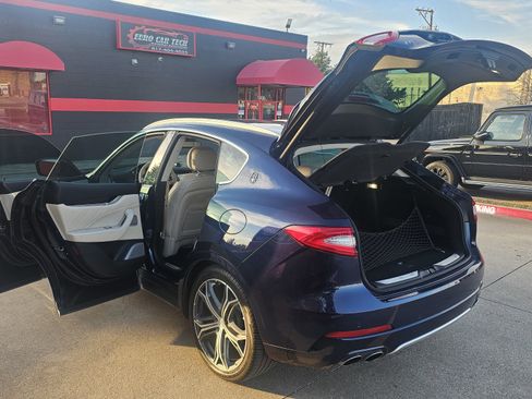 Used 2019 Maserati Levante GranLusso image 22