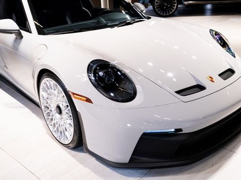 Used 2024 Porsche 911 GT3 w/ Extended Leather Package RWD image 20