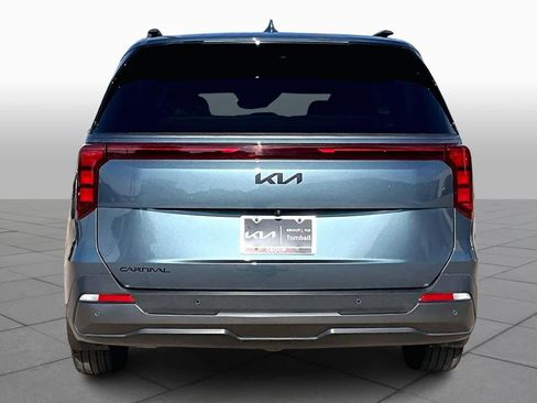 Certified 2025 Kia Carnival SX w/ SX Dark Edition Package image 4