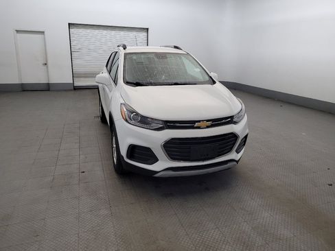 Used 2018 Chevrolet Trax LT w/ LT Convenience Package AWD/4WD image 14