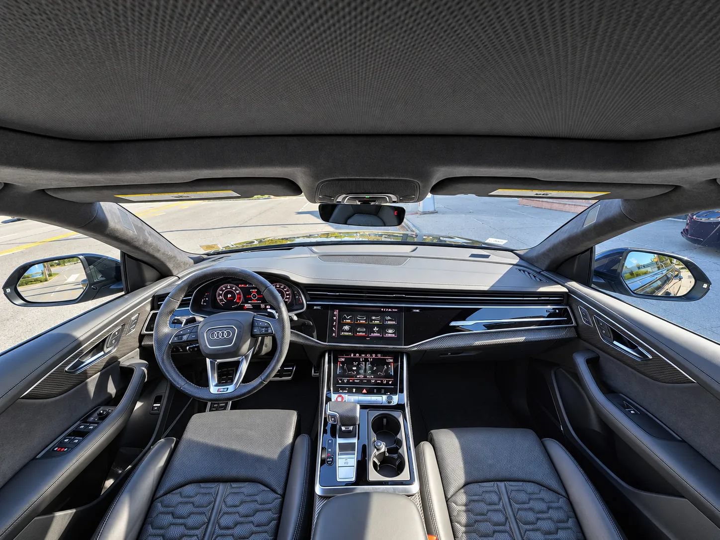 Used 2021 Audi RS Q8 w/ Black Optic Package AWD/4WD image 21