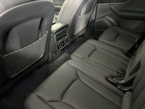 Used 2023 Audi Q7 3.0T Prestige w/ Prestige Package image 11
