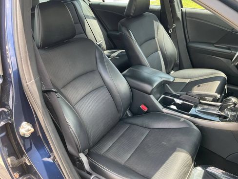 Used 2016 Honda Accord Sport image 15
