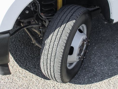 Used 2019 Ford F350 XL w/ Power Equipment Group image 41