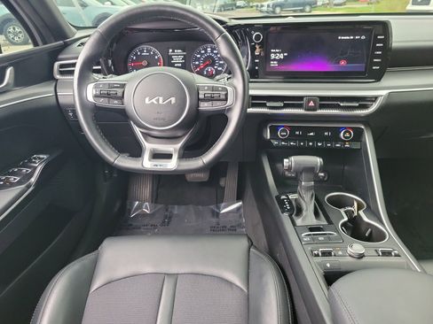 Used 2023 Kia K5 GT-Line image 10