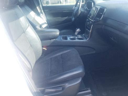 Used 2022 Jeep Grand Cherokee Laredo X RWD image 17