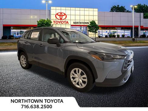 Used 2026 Toyota Corolla Cross L image 32