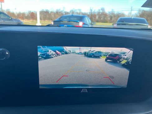 Certified 2025 Buick Encore GX Avenir image 20