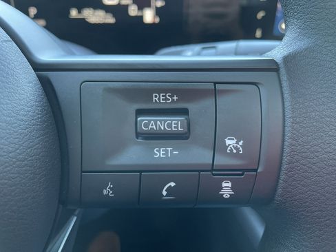 Certified 2025 Nissan Kicks SV w/ SV Premium Package FWD image 15